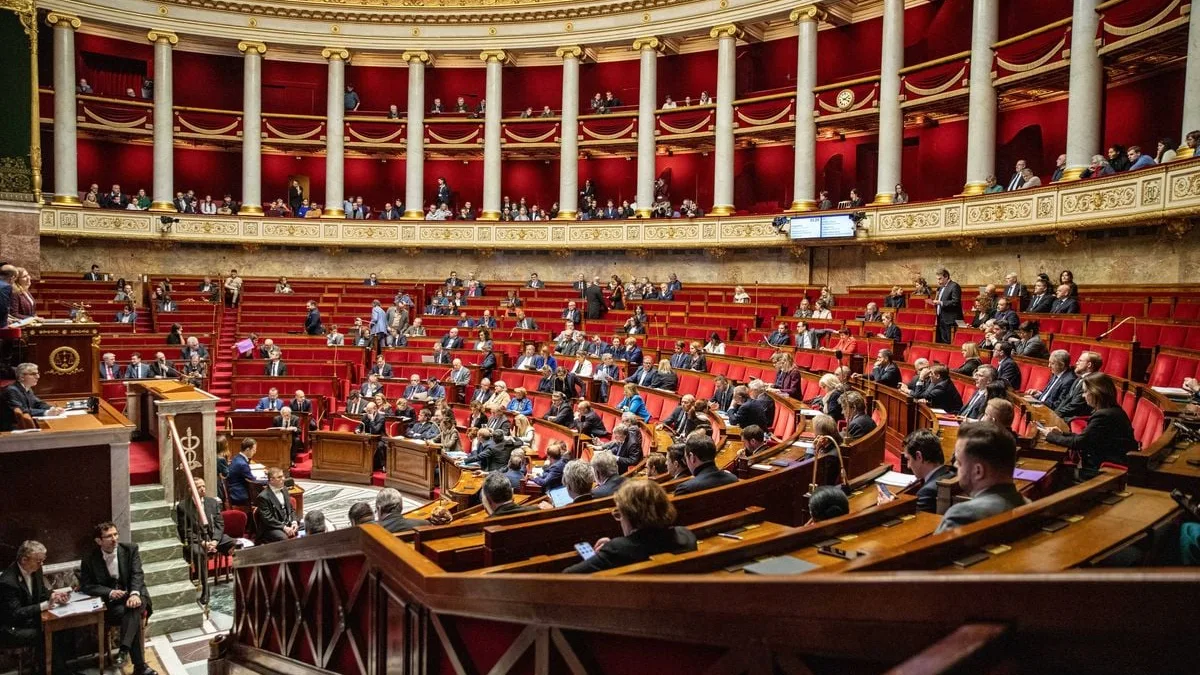 Budget 2027 : surtaxe supprimée à 79 voix contre 77, le 49.3 guette déjà