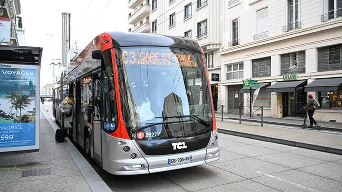 Un bus du réseau TCL à Lyon
