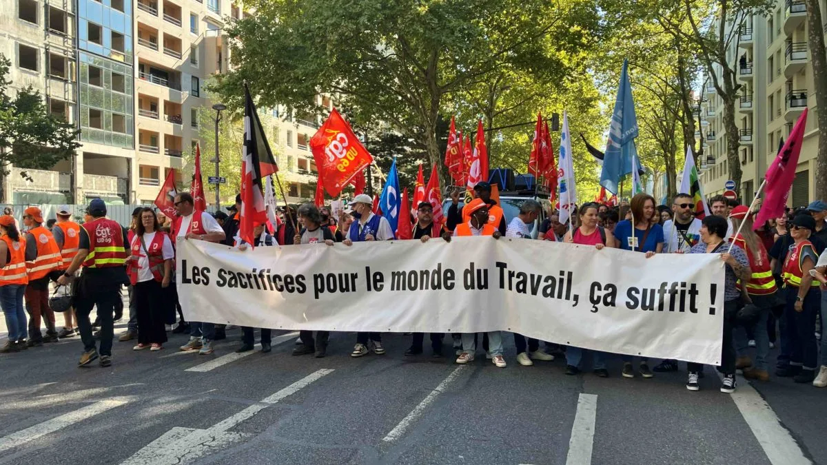 Des salariés en grève lors d&rsquo;une manifestation syndicale