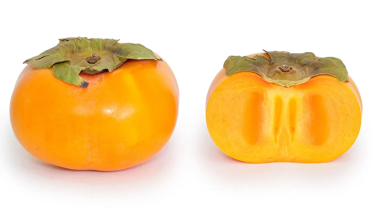 Kaki : comment manger un kaki sans la bouche râpeuse, les 2 types à connaître
