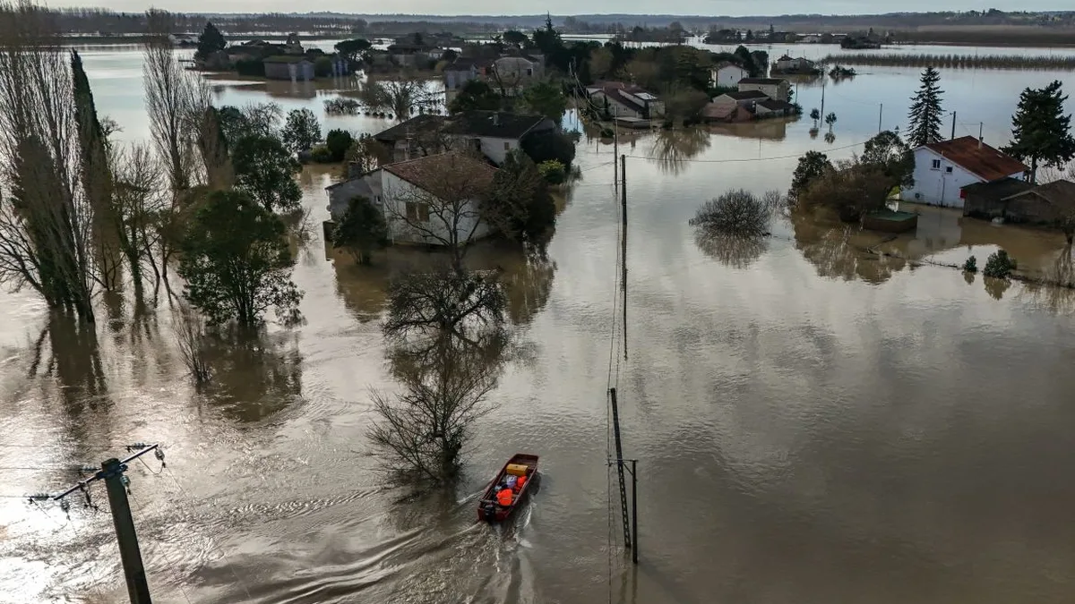 Inondations : l'Hérault en vigilance orange, jusqu'à 150 mm de pluie ce samedi